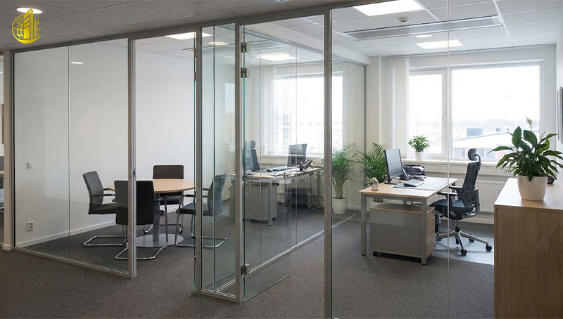 پارتیشن شیشه‌ای برای دفتر کار کوچک؛ بهترین مدل‌ها با کمترین هزینه