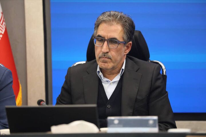 اصلاح سیاست‌های ارزی بانک مرکزی راهگشای تولید و صادرات است