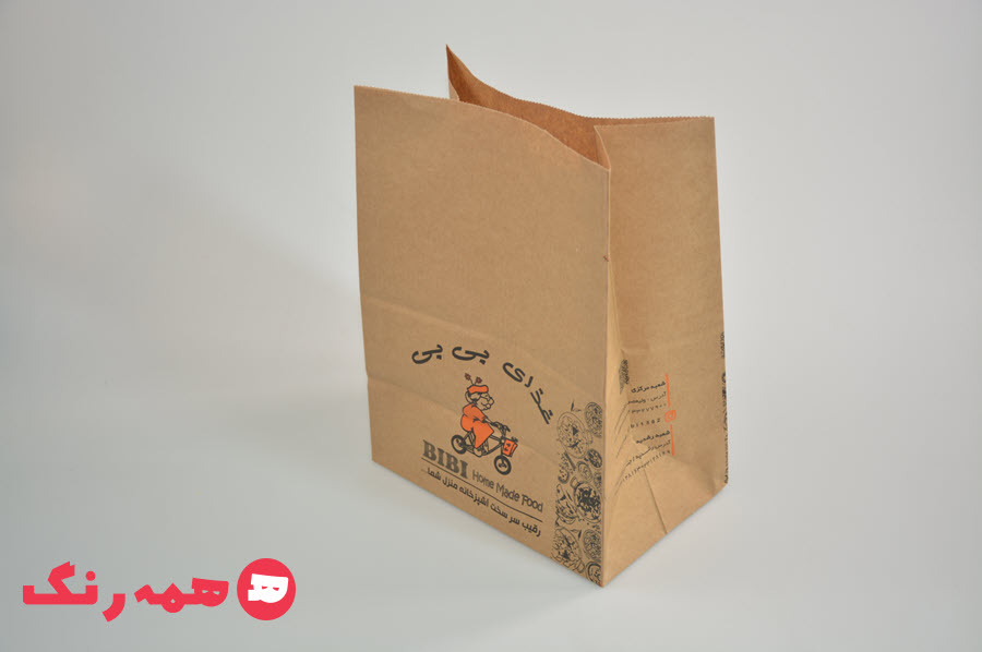 خرید ساک کاغذی آماده در برابر نایلون تبلیغاتی: کدام انتخاب بهتر است