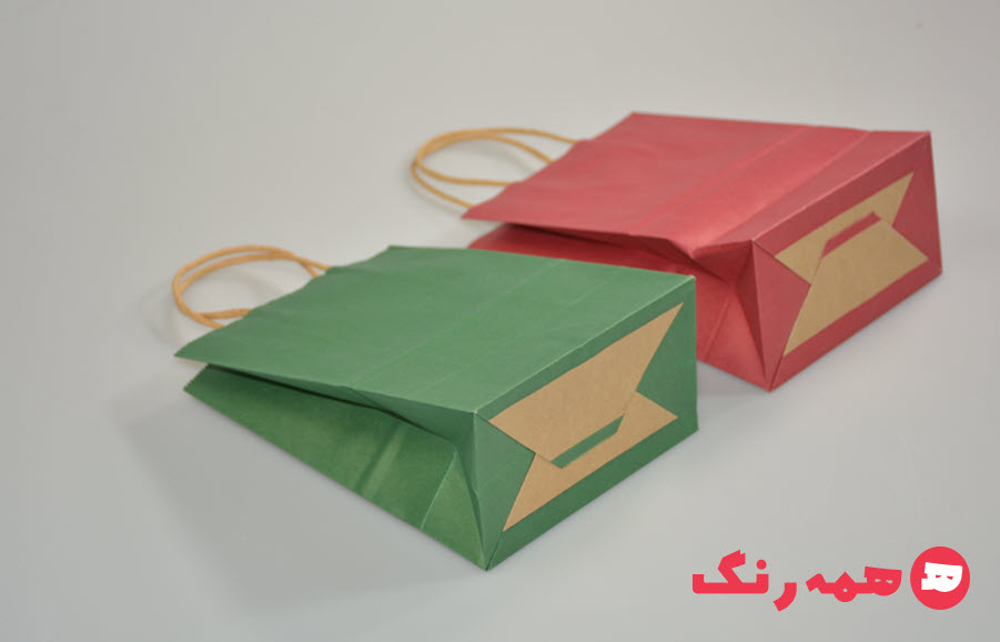 خرید ساک کاغذی آماده در برابر نایلون تبلیغاتی: کدام انتخاب بهتر است