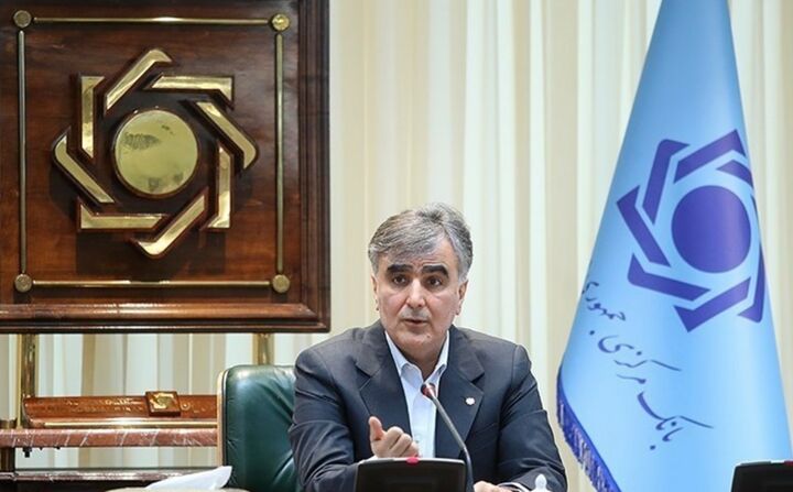 فرزین: عرضه ارز در بازار تقویت می‌شود| توافق جدید بانک مرکزی با پتروشیمی‌ها و فولادی‌ها