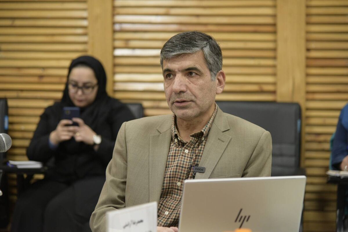 تحول صنعت خودرو بدون استراتژی توسعه ممکن نیست| خودروسازی؛ راهی ناهموار با فرمانی بی‌ثبات