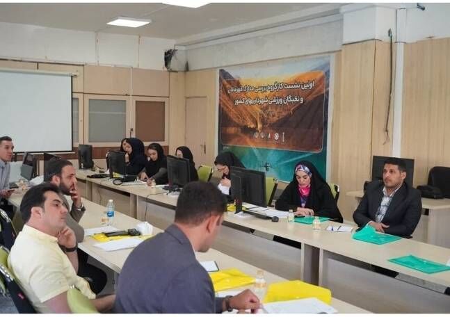 مدارک قهرمانان و نخبگان ورزشی شهرداری ها و دهیاری های کشور برگزار شد