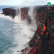 ورود گدازه‌های آتشفشانی به سواحل هاوایی