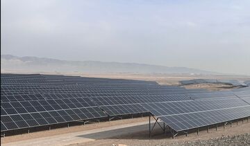 تامین برق شهرک صنعتی شمس آباد زیر سایه پنل های آفتابی