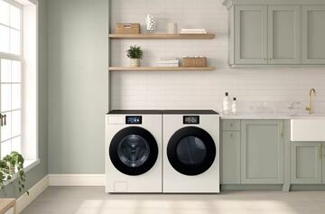 سامسونگ با هوش مصنوعی مصرف برق ماشین‌های لباسشویی خود را ۳۰ درصد کاهش داد