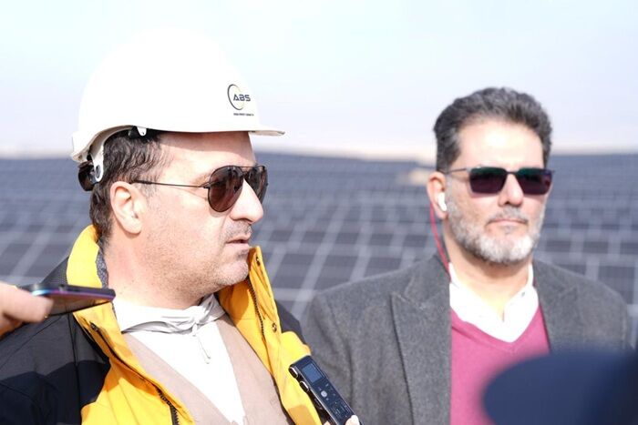 تامین برق شهرک صنعتی شمس آباد زیر سایه پنل های آفتابی