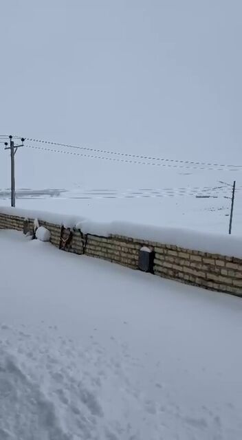 بارش سنگین برف در روستاهای کاشان