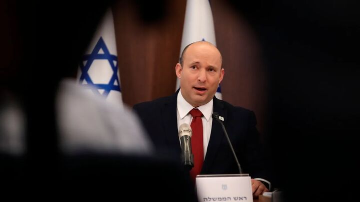 حنظله به نفتالی بنت: تماشای دست‌وپا زدنت واقعاً دیدنیست