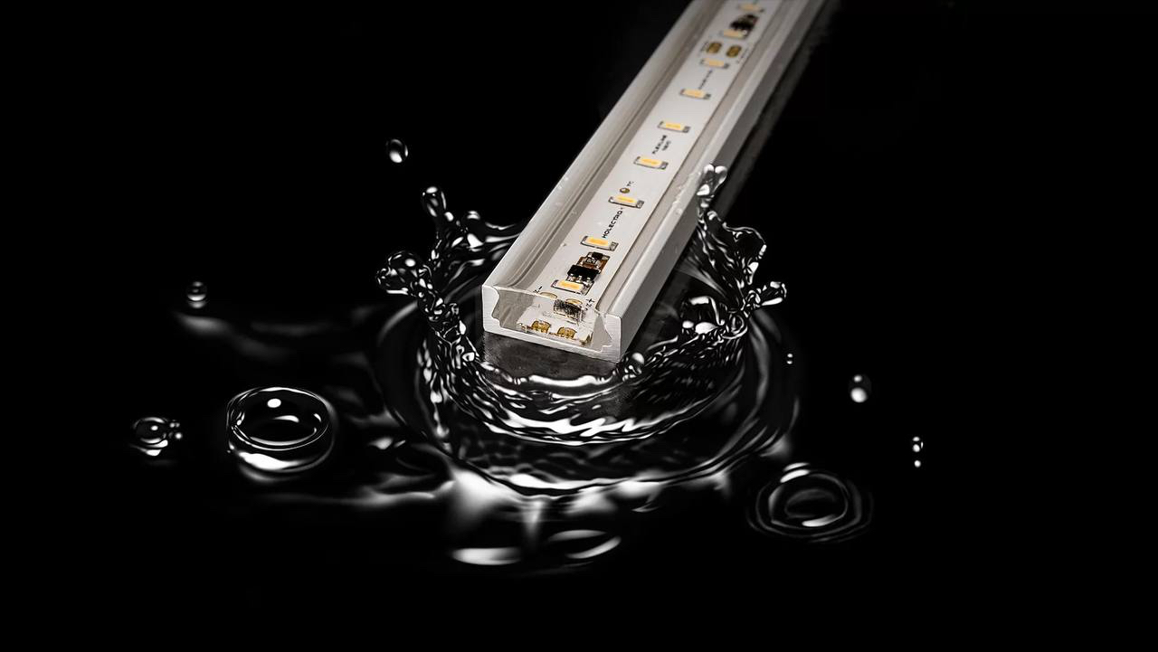 ۵ اشتباه رایج در خرید چراغ خطی که بعداً پشیمانتان می‌کند؛ راهنمای مهندسی لاین نوری