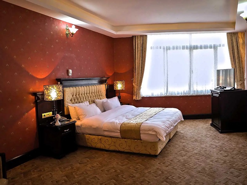 بررسی قیمت و امکانات هتلهای ارومیه در سال ۱۴۰۴