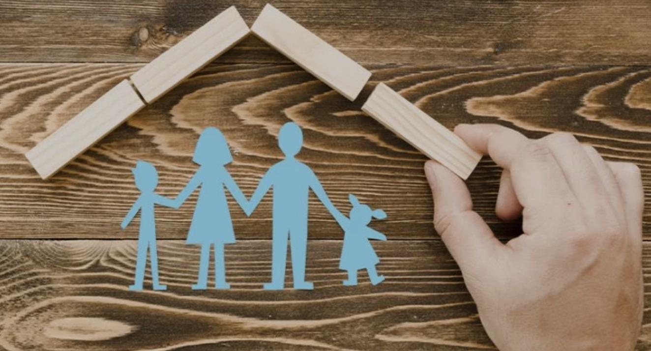 بررسی کیفیت و خدمات بیمه ایران در تهران - گزارش کاربردی ۱۴۰۴