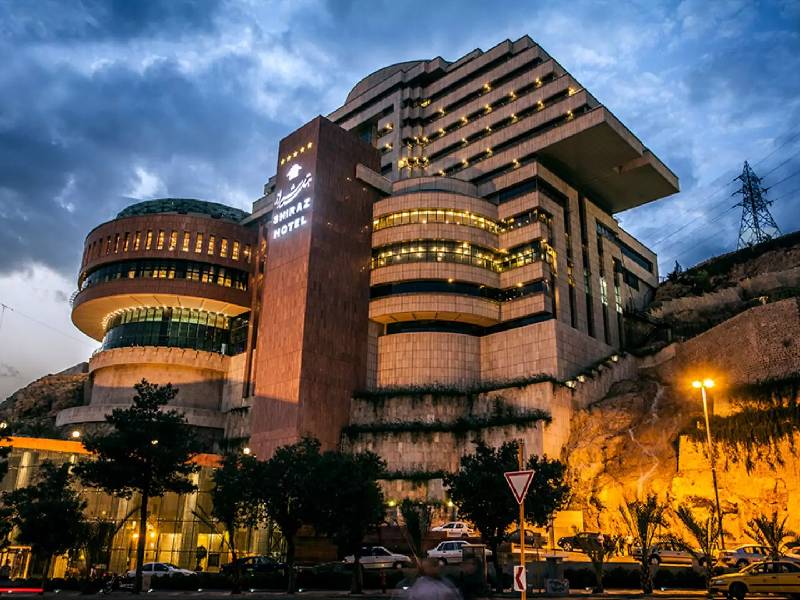 ۵ اشتباه رایج در رزرو هتل ایروان که ممکن است هزینه سفرتان را افزایش دهد