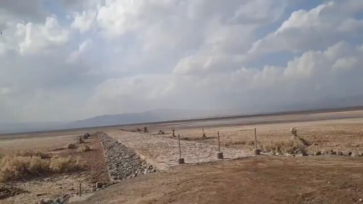 بازگشت زندگی به تالاب کجی نمکزار نهبندان با آبگیری ۵۰ درصدی