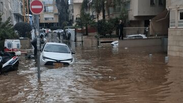 بارندگی شدید، شرق تل‌آویو را زیر آب برد
