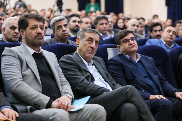 تصویب ۴۱ هزار میلیارد تومان اعتبار و ۲ میلیارد دلار تسهیلات برای چهارمحال و بختیاری