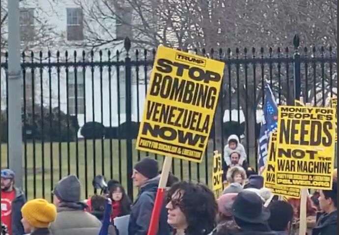 اعتراضات گسترده در شهرهای آمریکا به قلدری ترامپ در ونزوئلا