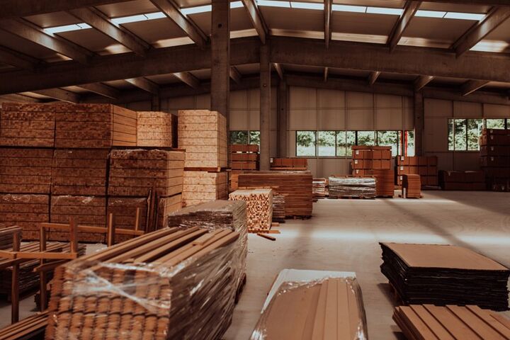 تنهاوود؛ ترکیب تجربه، کیفیت و نگاه مهندسی در صنعت چوب ساختمانی