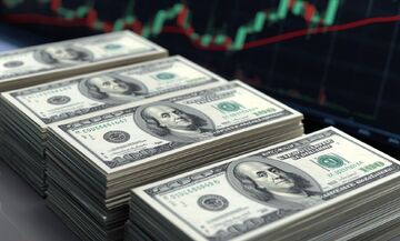 چگونه شرکت‌های دلاری‌محور خصوصی و خصولتی، دلارزدایی از اقتصاد ایران را زمین‌گیر کرده اند؟