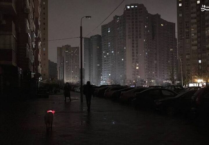 شهردار کی‌یف: برق نداریم، شهر را ترک کنید