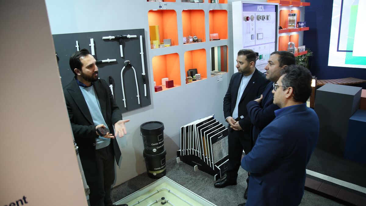 بازدید مدیران «ثمسکن» از نمایشگاه خانه نوآوری و فناوری ایران