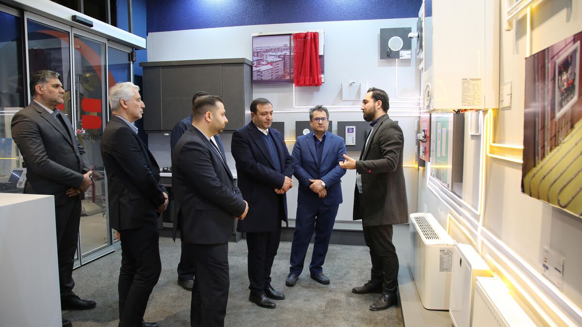 بازدید مدیران «ثمسکن» از نمایشگاه خانه نوآوری و فناوری ایران