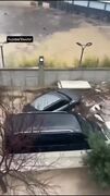 شناور شدن خودروها در کوش‌آداسی ترکیه پس از بارش شدید باران