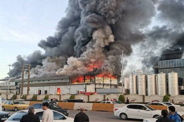 اعلام جزئیات حریق سه کارگاه نجاری در یافت‌آباد تهران