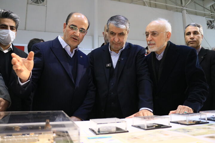 نمایشگاه لیزر