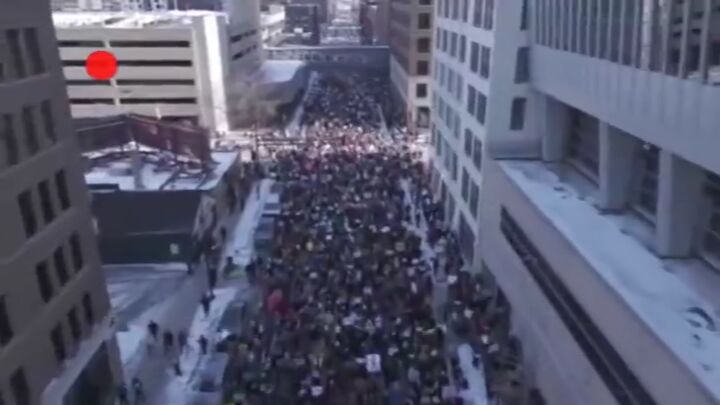 یک بام و دو هوای آمریکایی