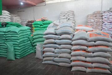 کشف انبار احتکار ۱۸ تن برنج در یزد