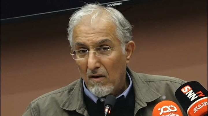 تضعیف پول ملی، اصلی‌ترین دلیل فروپاشی نظام است