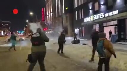 بحران جدید در آمریکا همزمان با اعتراضات مردم