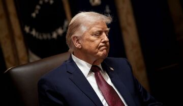 ترامپ میان جنگ فاجعه‌بار با ایران و عقب‌نشینی تحقیرآمیز گرفتار شده است