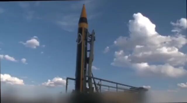 رونمایی از خرمشهر۴؛ پیشرفته‌ترین موشک بالستیک ایران در شهر موشکی سپاه