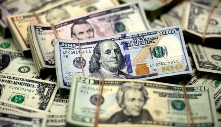 اعلام تصمیم جدید بانک مرکزی درباره نرخ دلار رسمی