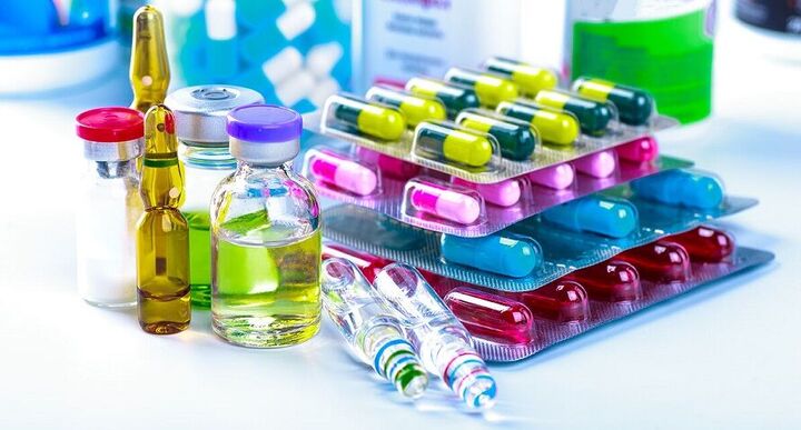 ۴.۵ همت از مطالبات داروخانه‌ها و مراکز درمانی غیر دانشگاهی پرداخت شد