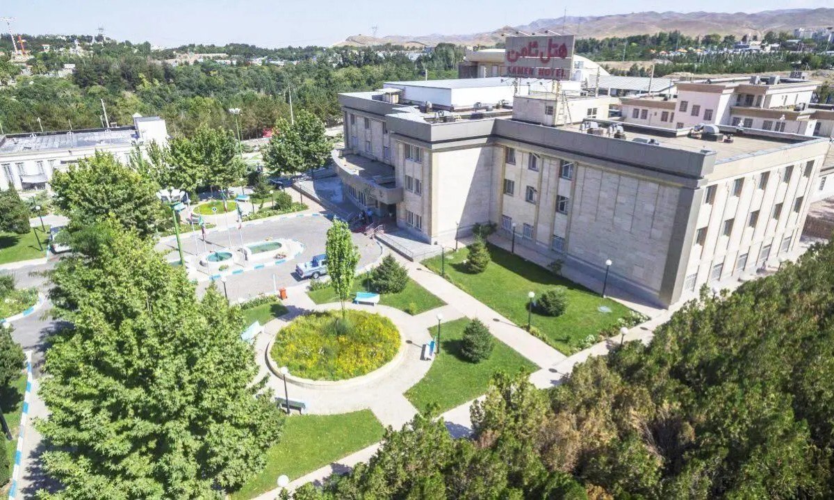 فاصله هتل ثامن مشهد تا حرم چقدر است؟ امکانات هتل ثامن مشهد