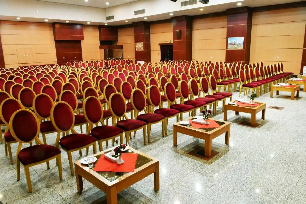 فاصله هتل ثامن مشهد تا حرم چقدر است؟ امکانات هتل ثامن مشهد