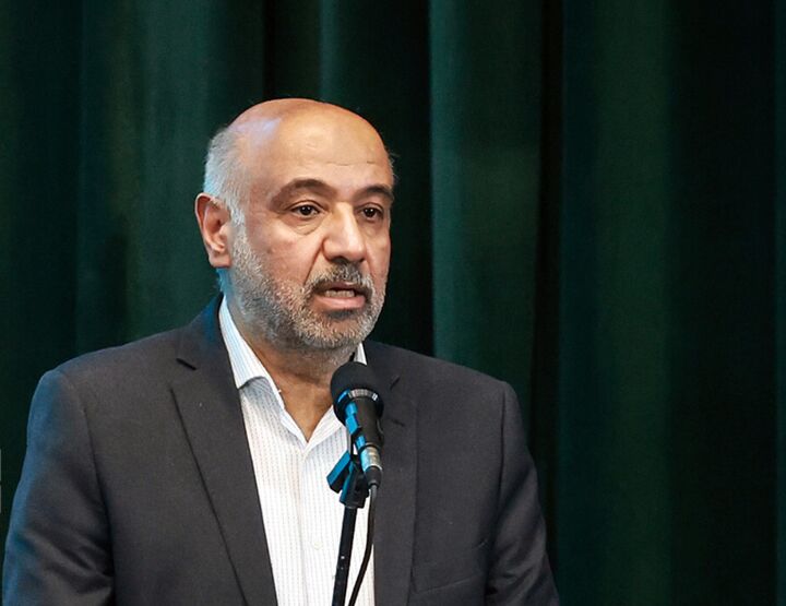 میدری: حمایت از همه فروشگاههای عرضهکننده کالابرگ ادامه دارد| تغییری در سیاست عرضه نداریم میدری: حمایت از همه فروشگاههای عرضهکننده کالابرگ ادامه دارد| تغییری در سیاست عرضه نداریم