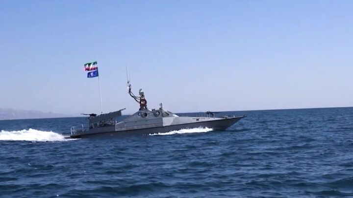 آغاز رزمایش «کنترل هوشمند تنگه هرمز» سپاه پاسداران