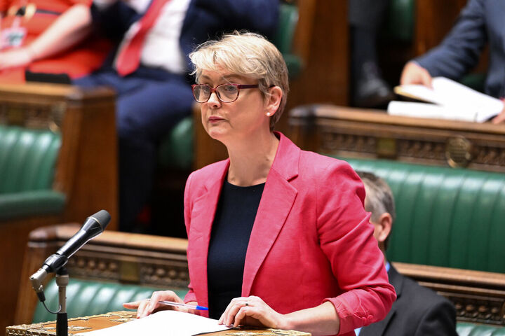 ادعاهای تکراری لندن علیه برنامه هسته‌ای ایران همزمان با اعلام حمایت از مذاکرات