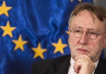 مقام اروپایی: ترامپ در حال سقوط آزاد است