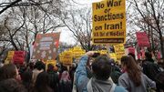 انتقاد تند دبیرکل حزب کمونیست یونان در مورد حضور پایگاه‌های آمریکایی در این کشور