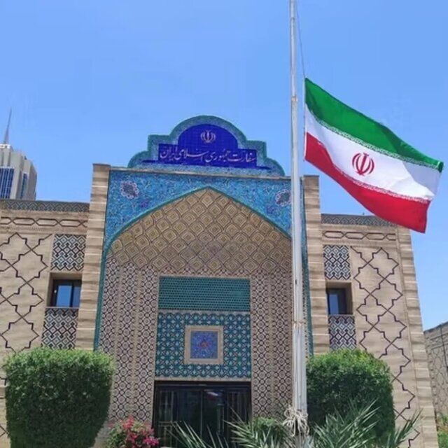 تکذیب شایعه فرصت یک هفته‌ای به اعضای سفارت ایران برای ترک قطر