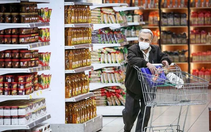 فروشگاههایی که قیمتهای قدیمی را از روی اجناس پاک و با قیمت جدید به مردم میفروشند فروشگاههایی که قیمتهای قدیمی را از روی اجناس پاک و با قیمت جدید به مردم میفروشند