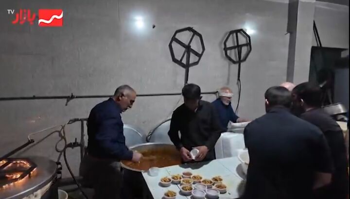 همه دست در دست هم و متحد برای گذر با سر سلامت انقلاب از گردنه مهم جهاد با استکبار