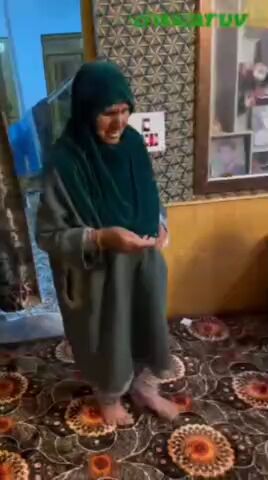 اهداء طلاهای زنان مسلمان کشمیر به ایران در جریانی مردمی