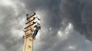مشکل برق مناطقی از کیش حل شد