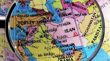 ایران با جغرافیای خود به جنگ تحریم های جدید آمریکا می رود